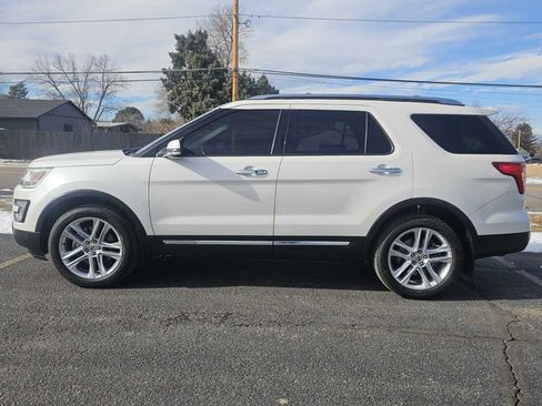 Used 2016 Ford Explorer Limited w/ Class II Trailer Tow Package image 2