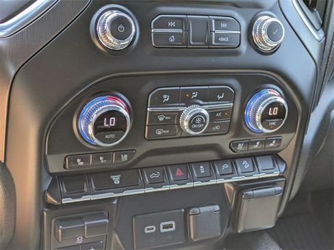 Used 2021 GMC Sierra 2500 AT4 w/ Gooseneck/5TH Wheel Package image 24