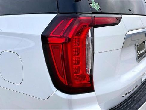Used 2024 GMC Yukon XL Denali image 36