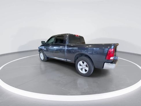 Used 2017 RAM 1500 Classic SLT image 6
