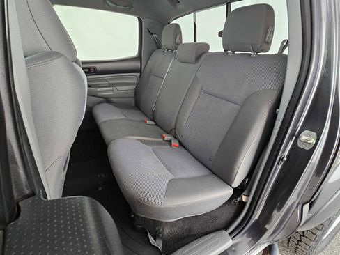 Used 2013 Toyota Tacoma 4x4 Double Cab w/ TRD Sport Pkg image 18