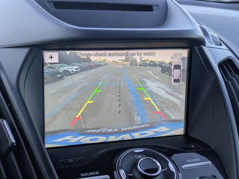 Used 2018 Ford Escape Titanium image 19