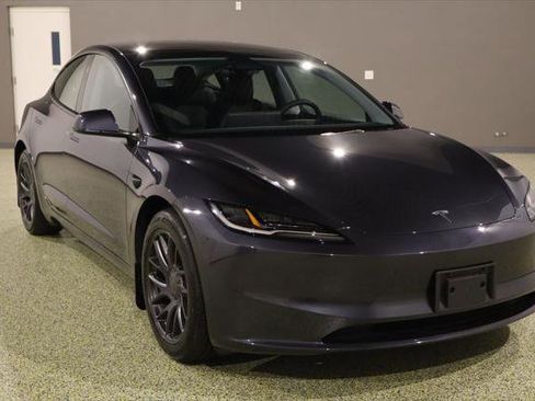 Used 2025 Tesla Model 3 Long Range image 1