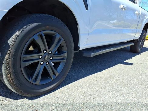 Used 2023 Ford F150 Lariat w/ Equipment Group 502A High image 10