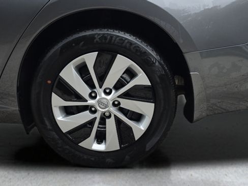 Certified 2025 Nissan Altima 2.5 S FWD image 35
