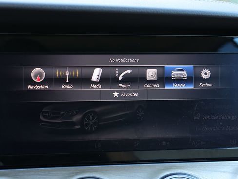 Used 2018 Mercedes-Benz E 400 Coupe image 30