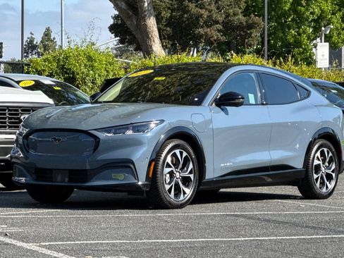 Certified 2023 Ford Mustang Mach-E Premium AWD/4WD image 9