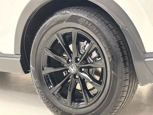 Used 2025 Honda CR-V Sport-L image 9