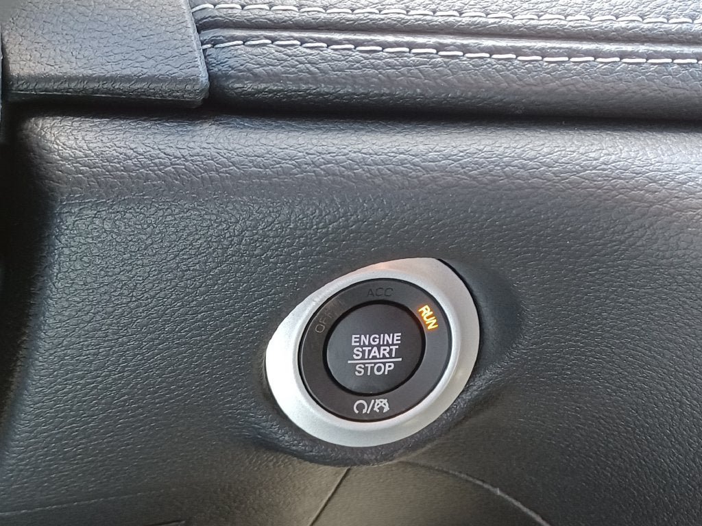 New 2027 Chrysler Pacifica Limited AWD/4WD image 15