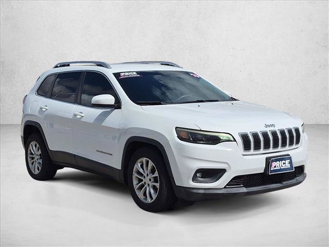 Used 2019 Jeep Cherokee Latitude w/ Popular Appearance Group FWD image 3