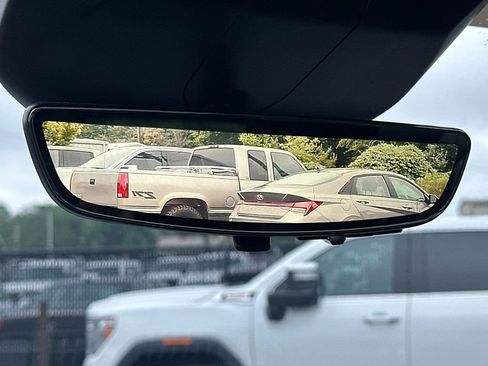Certified 2025 Cadillac Escalade Sport Platinum AWD/4WD image 32