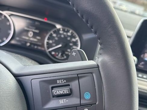 Certified 2024 Nissan Rogue SV w/ SV Premium Package image 19