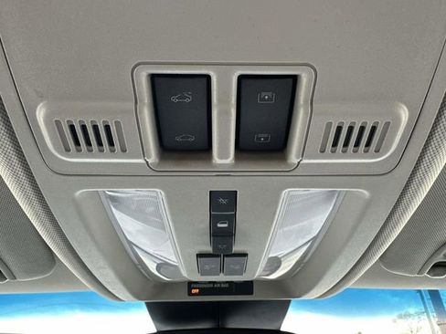 Used 2012 Cadillac SRX Luxury AWD/4WD image 81