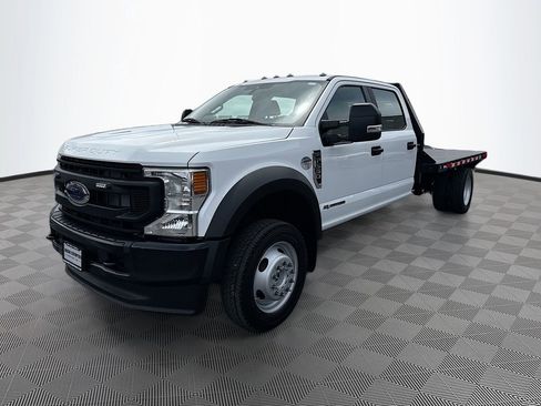 Used 2022 Ford F550 4x4 Crew Cab Super Duty w/ Power Equipment Group image 3