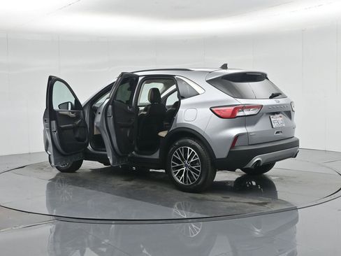 Used 2022 Ford Escape SEL image 37