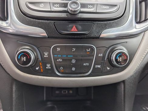 Used 2019 Chevrolet Equinox Premier image 4
