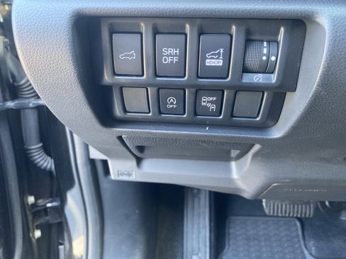 Used 2024 Subaru Forester Premium w/ POP Package 3 image 16