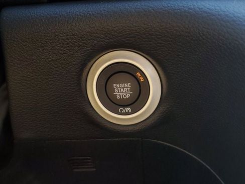 New 2026 Chrysler Pacifica Pinnacle w/ Trailer Tow Group image 35