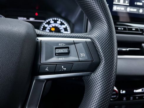 New 2025 Mitsubishi Outlander ES image 25