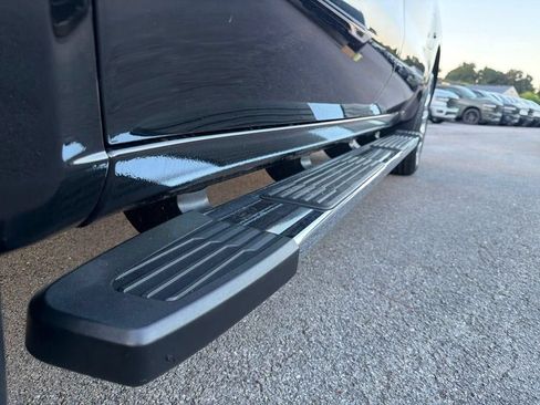 Used 2021 Chevrolet Silverado 1500 High Country w/ Technology Package AWD/4WD image 15