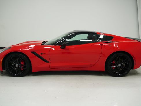 Used 2015 Chevrolet Corvette Stingray Coupe w/ ZF1 Appearance Package RWD image 7