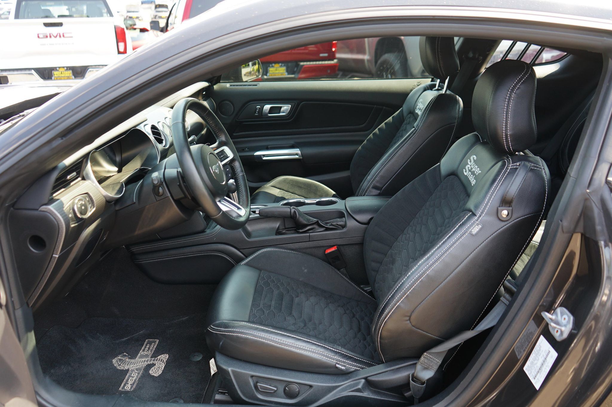 Used 2023 Ford Mustang GT Premium w/ GT Performance Package RWD image 12