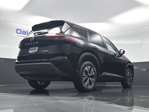 Used 2023 Nissan Rogue SV AWD/4WD image 42