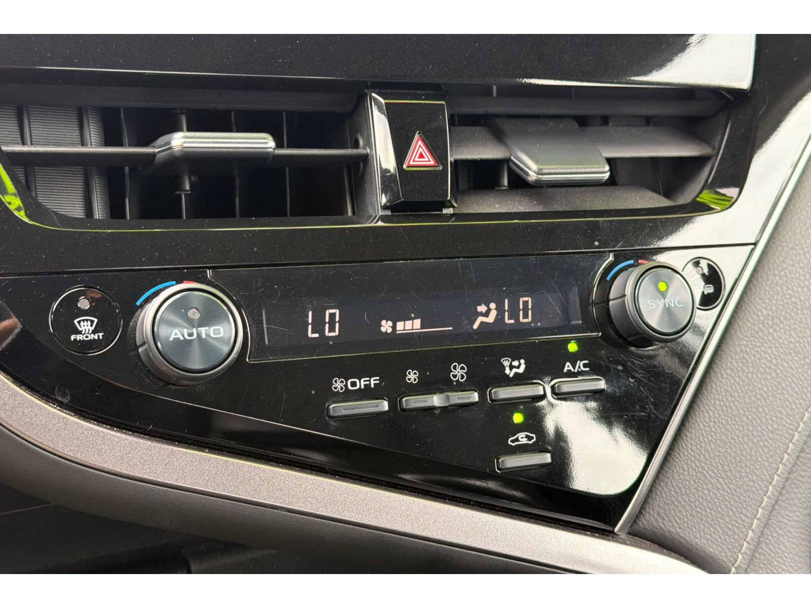 Certified 2024 Toyota Camry SE FWD image 21