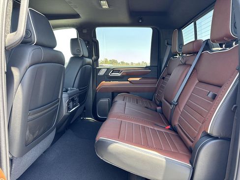 New 2026 GMC Sierra 2500 Denali Ultimate w/ Max Trailering Package AWD/4WD image 25