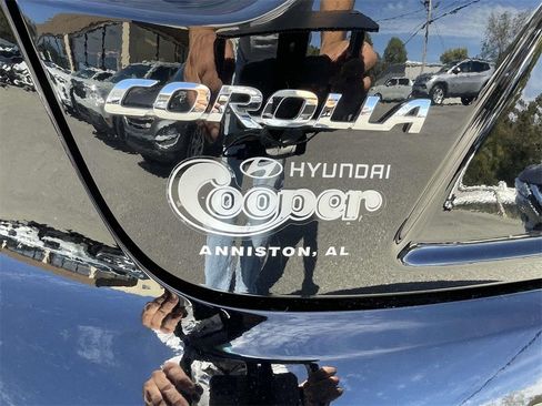 Used 2024 Toyota Corolla LE image 10