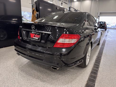 Used 2008 Mercedes-Benz C 350 Sport image 3
