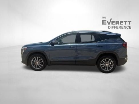 Used 2024 GMC Terrain SLT FWD image 4