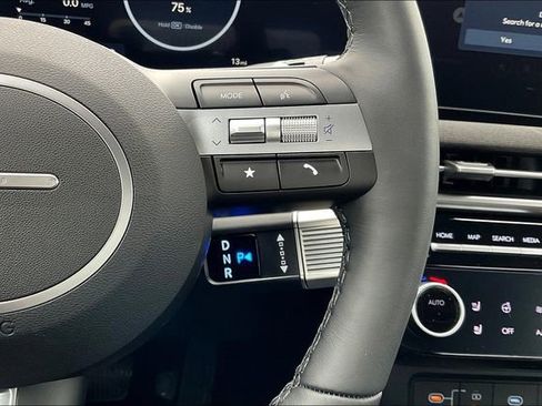 New 2025 Hyundai Tucson Limited image 15