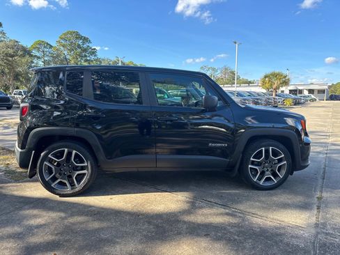Certified 2020 Jeep Renegade Sport image 2