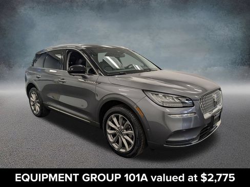 Certified 2022 Lincoln Corsair AWD w/ Premium Package image 3