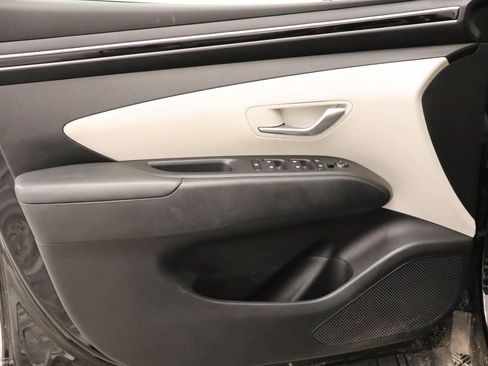 Used 2023 Hyundai Tucson SEL FWD image 16