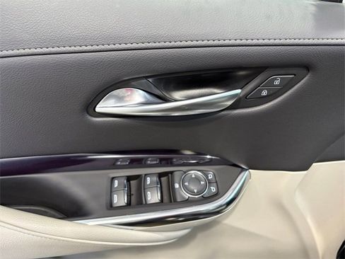 Certified 2023 Cadillac XT4 Luxury w/ Cold Weather Package image 17