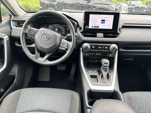 Used 2025 Toyota RAV4 XLE FWD image 14