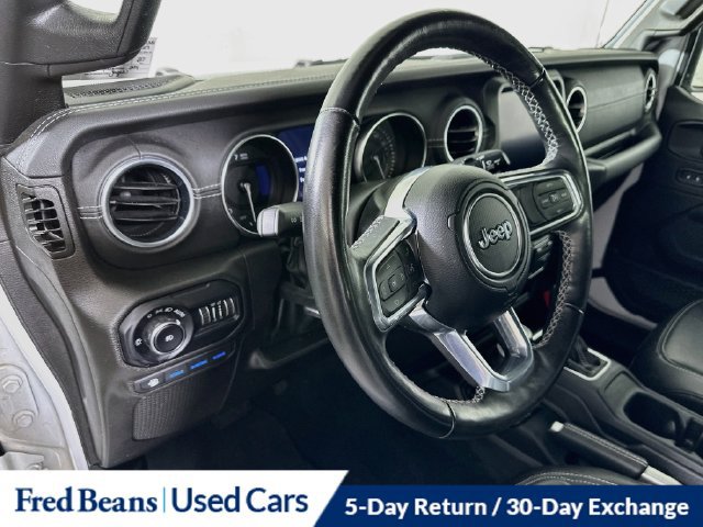 Used 2022 Jeep Wrangler Unlimited Sahara w/ Cold Weather Group AWD/4WD image 13
