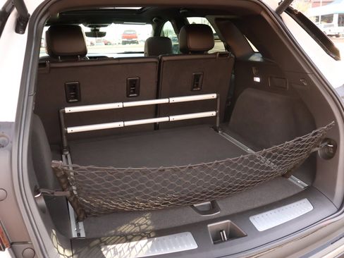 Used 2021 Cadillac XT5 Premium Luxury image 29