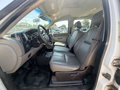 Used 2013 Chevrolet Silverado 3500 W/T w/ Snow Plow Prep Package AWD/4WD image 67