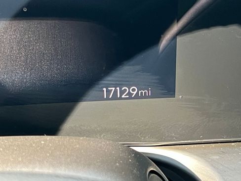 Used 2025 Buick Encore GX Preferred image 34