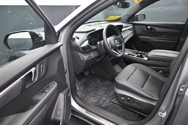 Used 2026 Buick Enclave Sport Touring AWD/4WD image 12