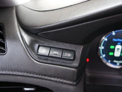 Used 2020 Cadillac Escalade Luxury image 15