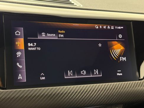 Used 2024 Audi e-tron GT Prestige image 16