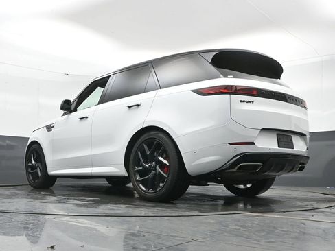 Used 2024 Land Rover Range Rover Sport Dynamic SE AWD/4WD image 45