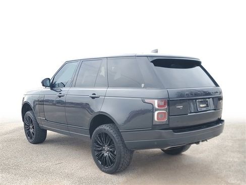 Used 2022 Land Rover Range Rover Westminster Edition image 3