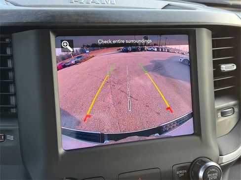 Used 2021 RAM 1500 Big Horn image 24