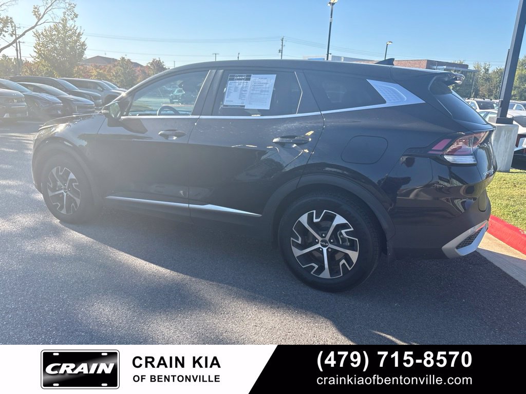 Used 2024 Kia Sportage EX FWD image 4