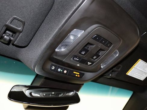 Used 2023 Cadillac CT4 V w/ Navigation Package image 23